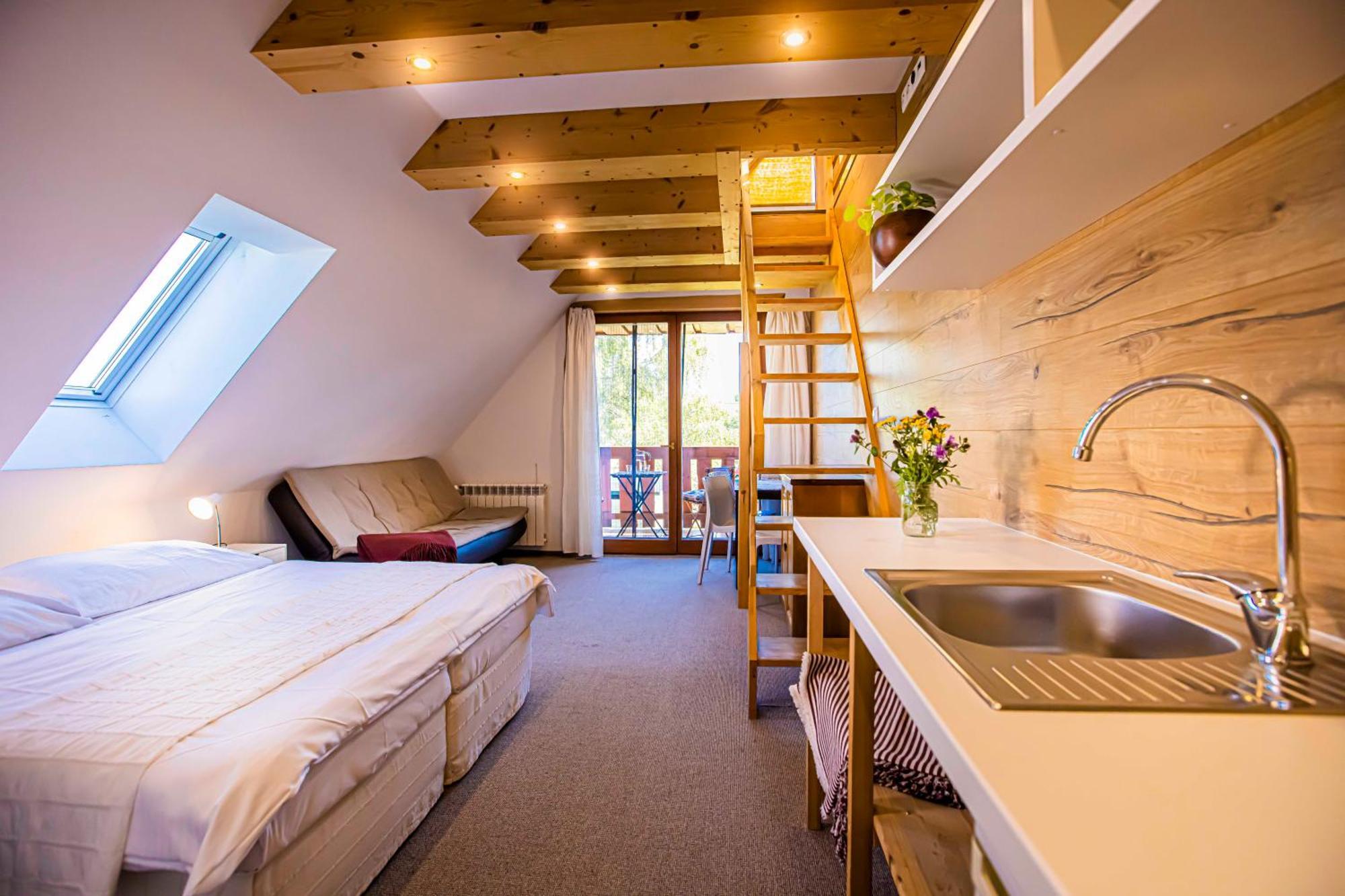 Holiday Home Holiday Raj Besenova Exterior photo