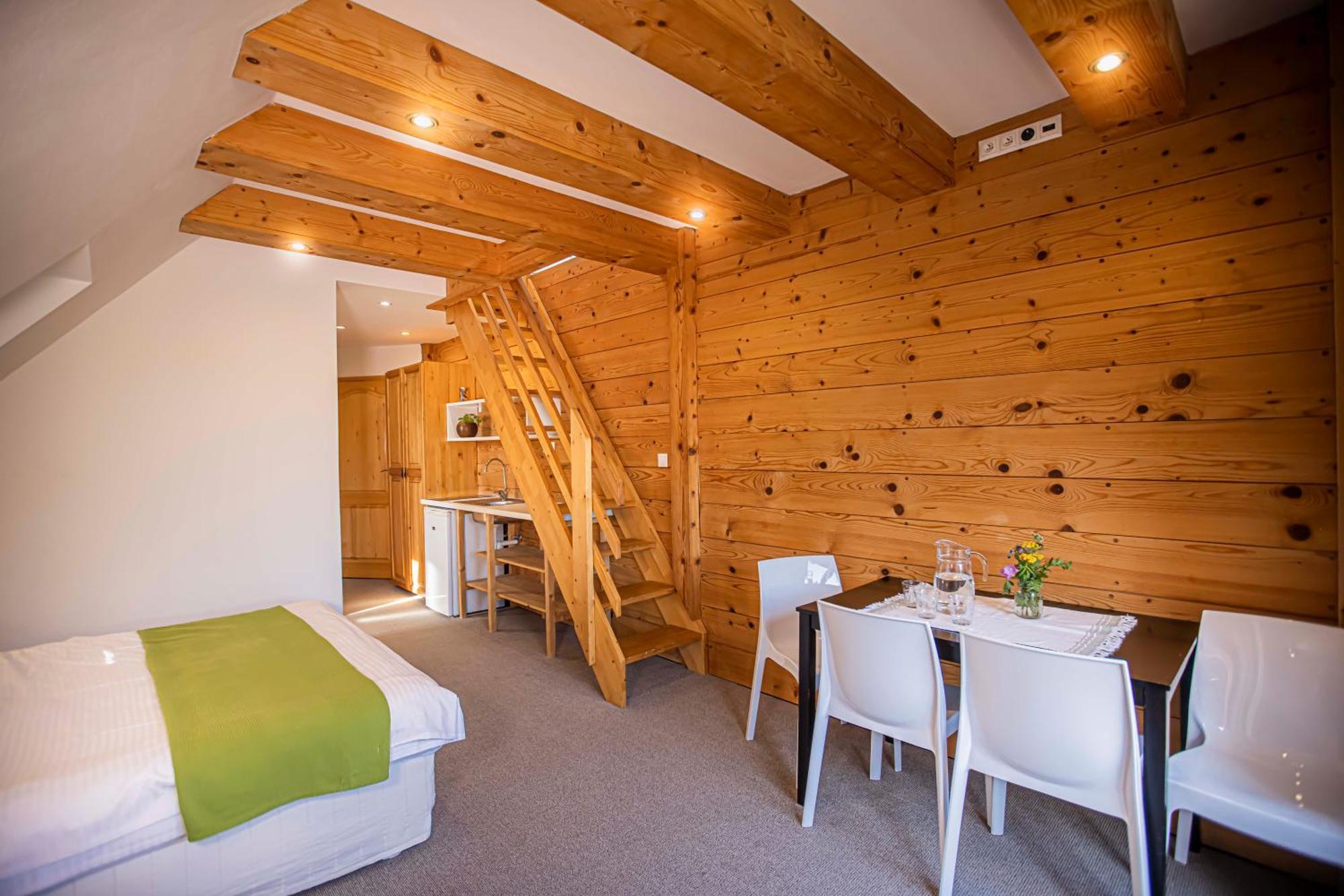 Holiday Home Holiday Raj Besenova Exterior photo