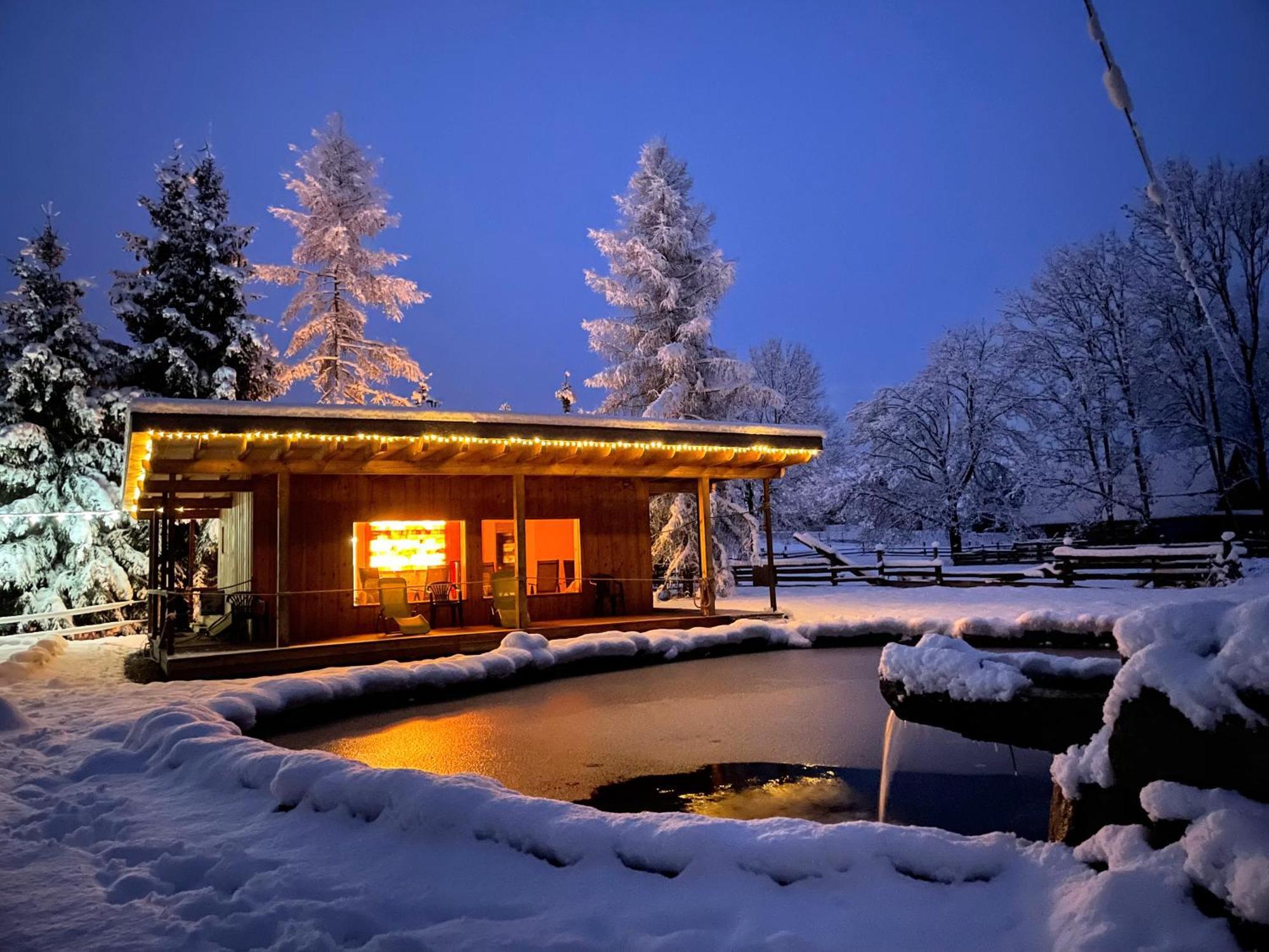 Holiday Home Holiday Raj Besenova Exterior photo